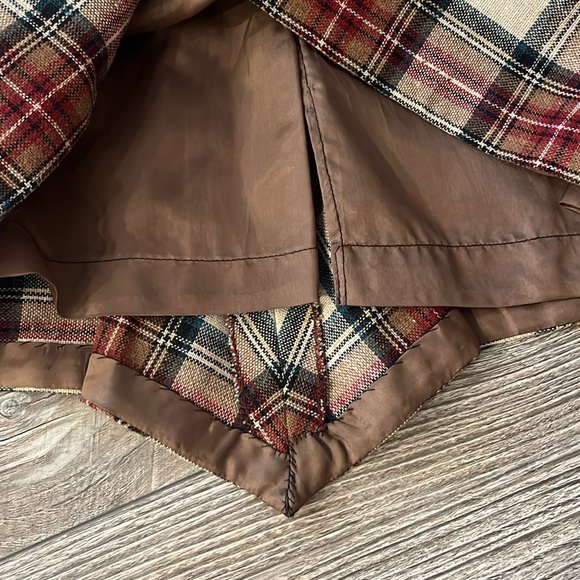 Hand made 100% wool skirt - Picture 3 of 12